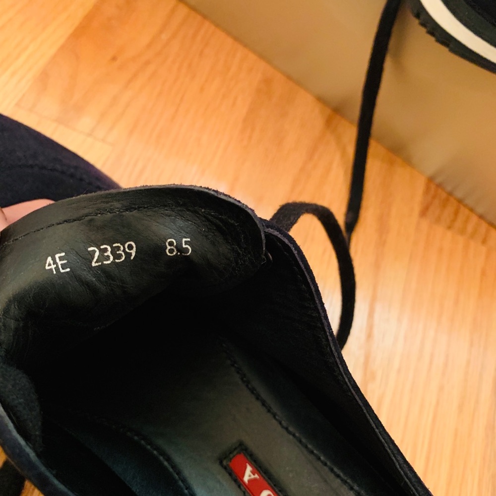 Prada Suede Oxford - Picture 6 of 6